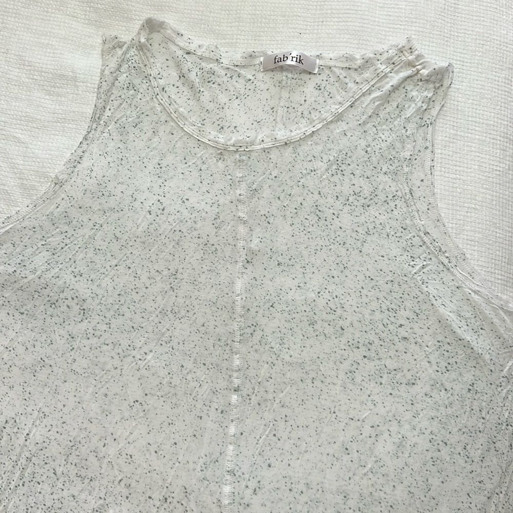 Oversized tank top, tie up